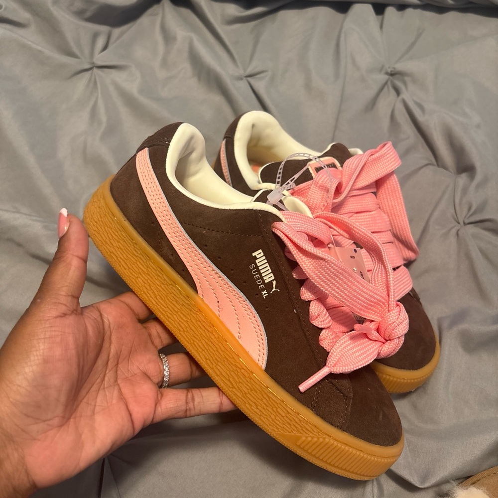 Puma Kids' Suede Classic Sneakers in Brown and Pink